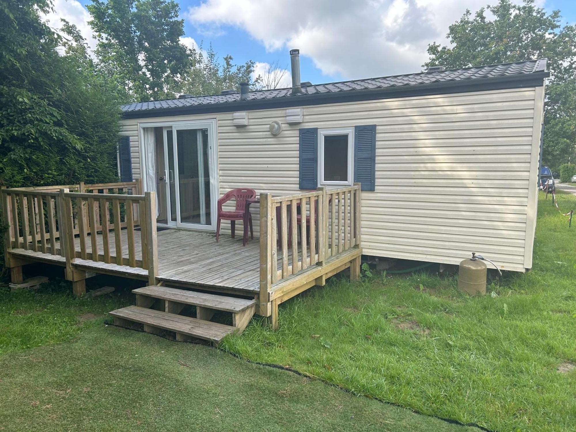 Camping La Nouvelle Aventure Audincthum Exterior photo